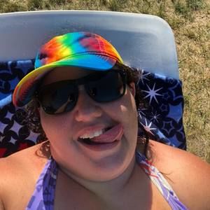 Meet your Posher, Vanessa